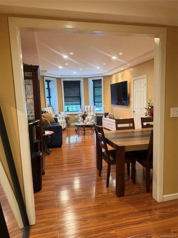 758 Brady Avenue 112, Bronx, NY 10462