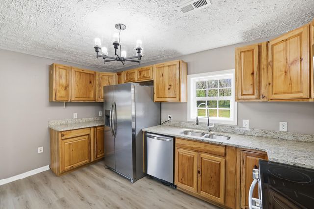 660 Jones Knob Road, Somerset, KY 42501