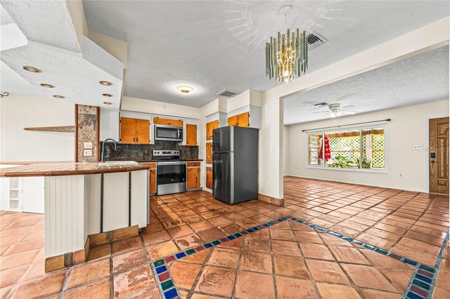 2717 PARMA STREET, Sarasota, FL 34231