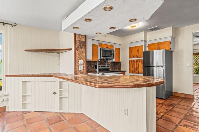 2717 PARMA STREET, Sarasota, FL 34231