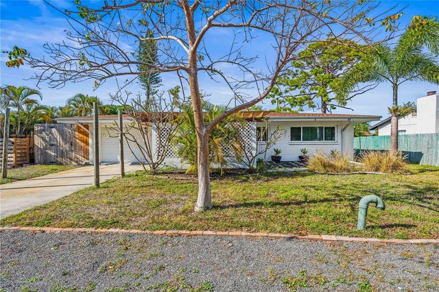 2717 PARMA STREET, Sarasota, FL 34231