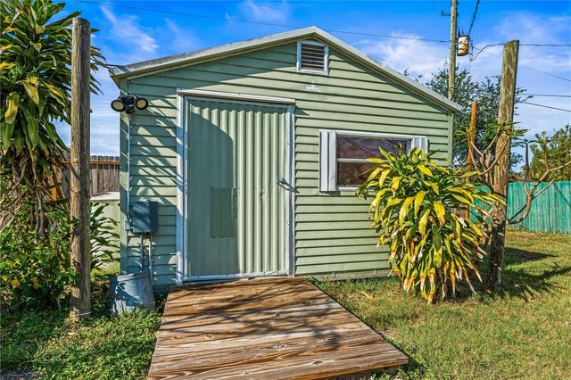 2717 PARMA STREET, Sarasota, FL 34231