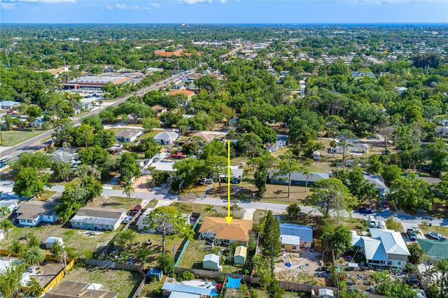 2717 PARMA STREET, Sarasota, FL 34231