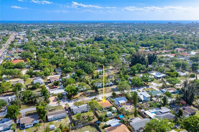 2717 PARMA STREET, Sarasota, FL 34231