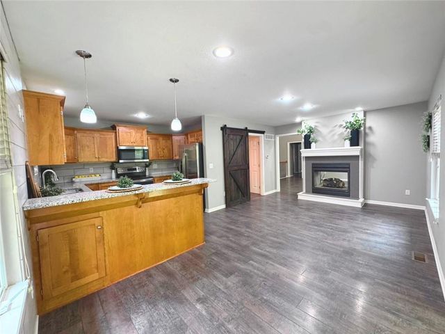 9123 N Oregon Avenue, Kansas City, MO 64154