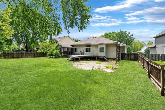 9123 N Oregon Avenue, Kansas City, MO 64154
