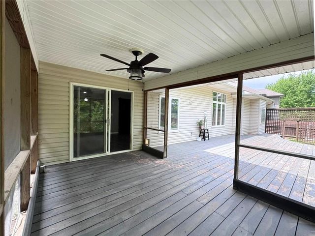 9123 N Oregon Avenue, Kansas City, MO 64154
