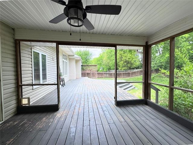 9123 N Oregon Avenue, Kansas City, MO 64154