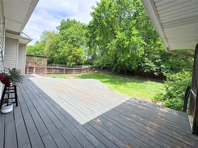 9123 N Oregon Avenue, Kansas City, MO 64154