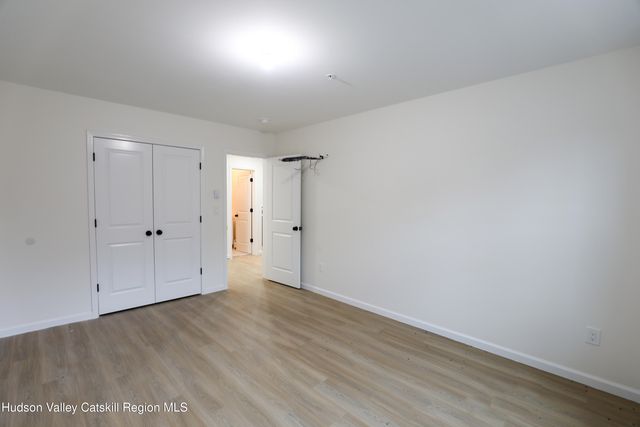 188 Broadway 2c, Port Ewen, NY 12466