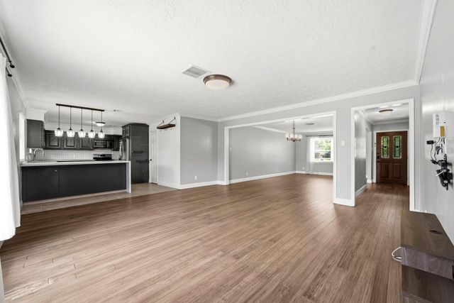 11102 Endicott Lane, Houston, TX 77035