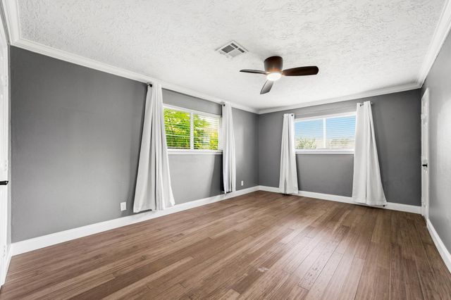 11102 Endicott Lane, Houston, TX 77035