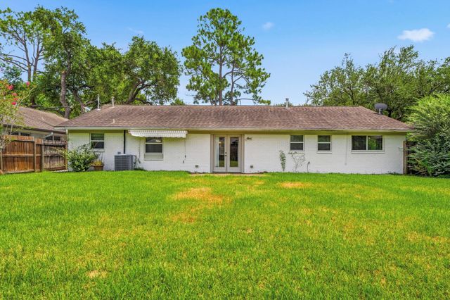 11102 Endicott Lane, Houston, TX 77035