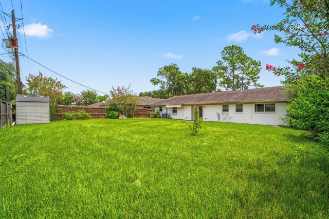 11102 Endicott Lane, Houston, TX 77035