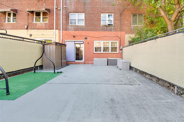 437 Torry Avenue, Bronx, NY 10473