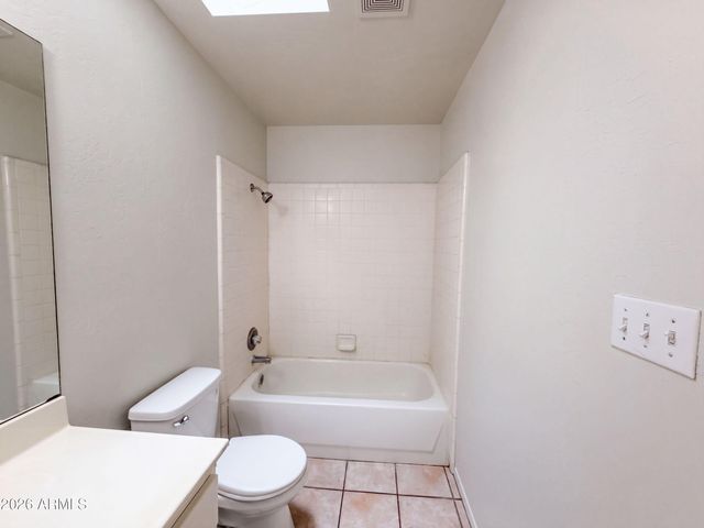 6339 W MONTEROSA Street, Phoenix, AZ 85033