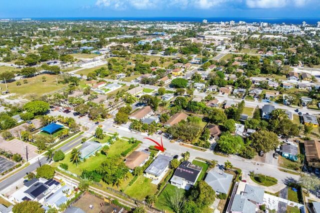 114 SW 9th Avenue, Delray Beach, FL 33444