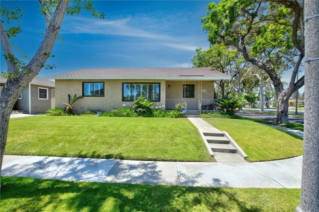 4863 Ocana Avenue, Lakewood, CA 90713