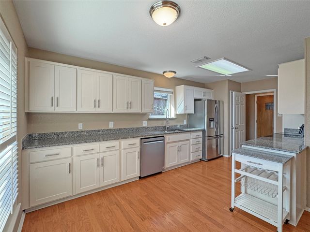 5502 Bradley Court, Arlington, TX 76017