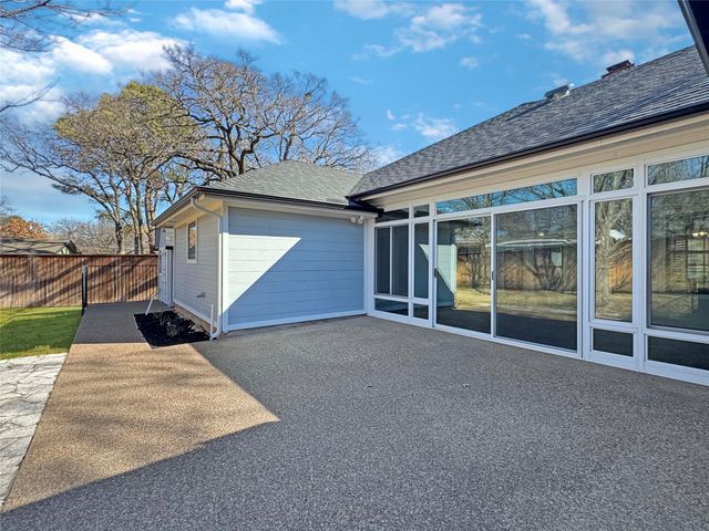 5502 Bradley Court, Arlington, TX 76017