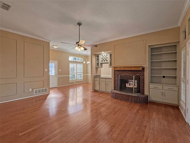 5502 Bradley Court, Arlington, TX 76017