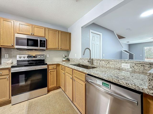 1951 SEARAY SHORE DRIVE, Clearwater, FL 33763