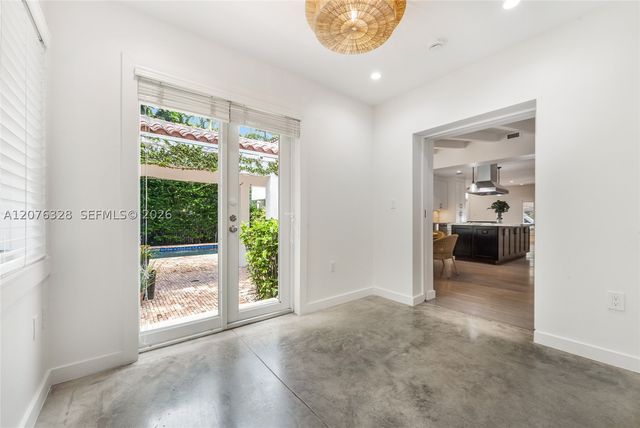 100 Sarto Ave, Coral Gables, FL 33134