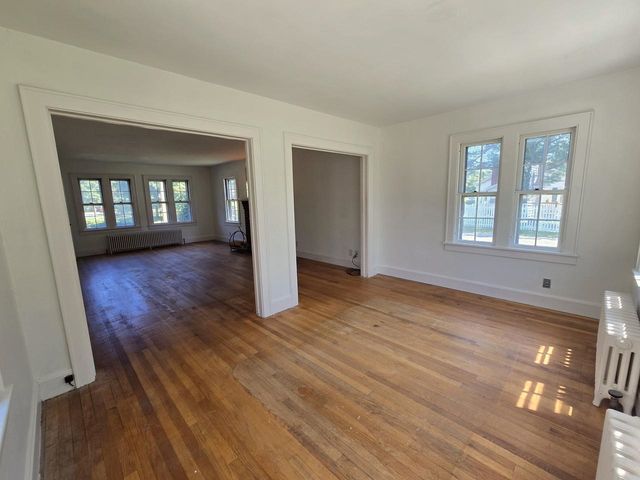 1495 Williston Road, South Burlington, VT 05403