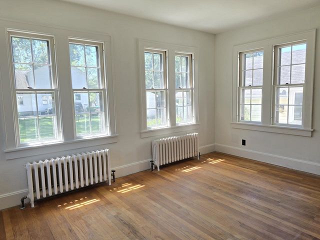1495 Williston Road, South Burlington, VT 05403