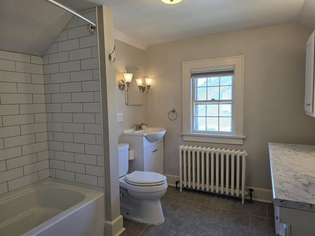 1495 Williston Road, South Burlington, VT 05403