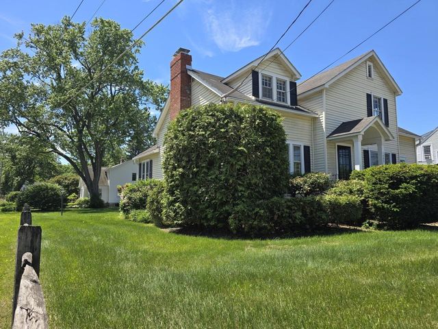 1495 Williston Road, South Burlington, VT 05403