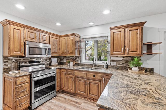 224 Cherrywood Avenue NW, Saint Michael, MN 55376