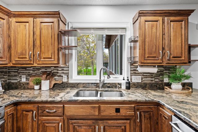 224 Cherrywood Avenue NW, Saint Michael, MN 55376