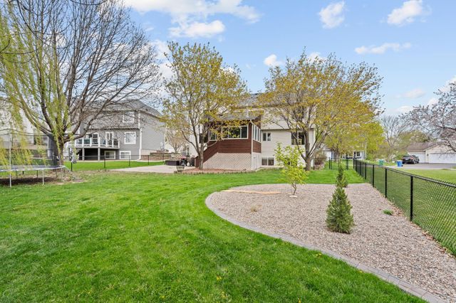 224 Cherrywood Avenue NW, Saint Michael, MN 55376