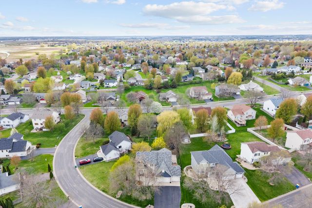 224 Cherrywood Avenue NW, Saint Michael, MN 55376
