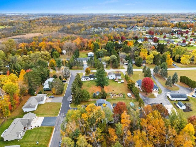 2909 OVERLOOK COURT, Green Bay, WI 54313