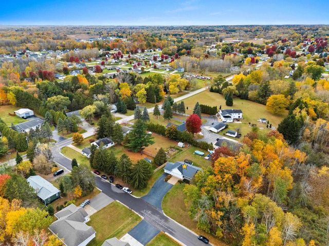 2909 OVERLOOK COURT, Green Bay, WI 54313