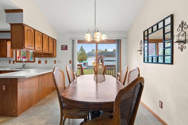 2909 OVERLOOK COURT, Green Bay, WI 54313