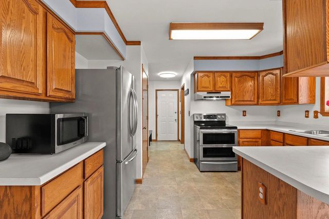 2909 OVERLOOK COURT, Green Bay, WI 54313