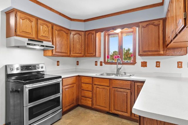 2909 OVERLOOK COURT, Green Bay, WI 54313