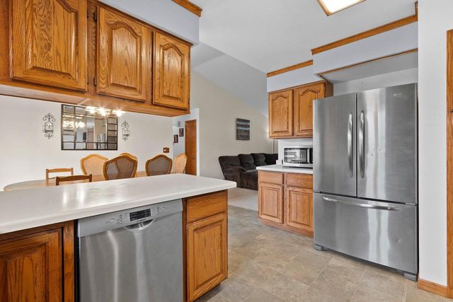 2909 OVERLOOK COURT, Green Bay, WI 54313