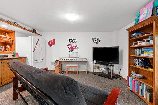 2909 OVERLOOK COURT, Green Bay, WI 54313