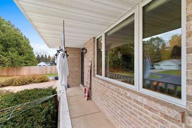 2909 OVERLOOK COURT, Green Bay, WI 54313