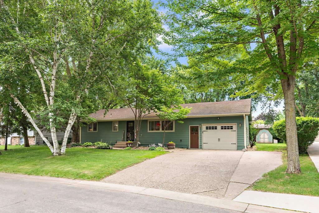 113 Oak Avenue SW, Saint Michael, MN 55376