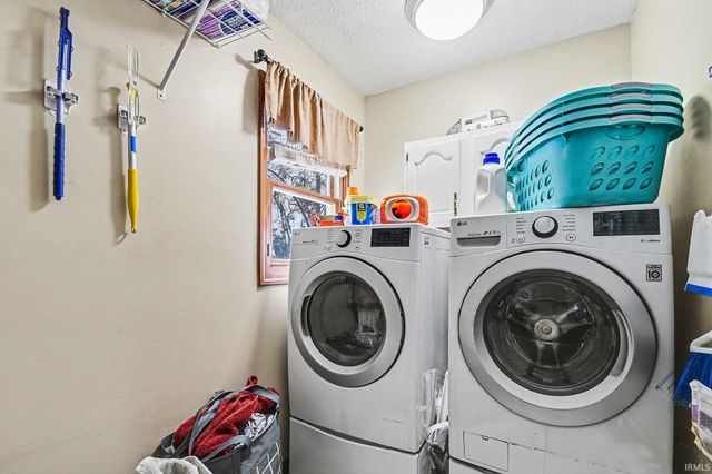 51170 Whitewater Lane, South Bend, IN 46628