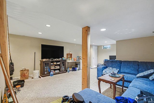 51170 Whitewater Lane, South Bend, IN 46628