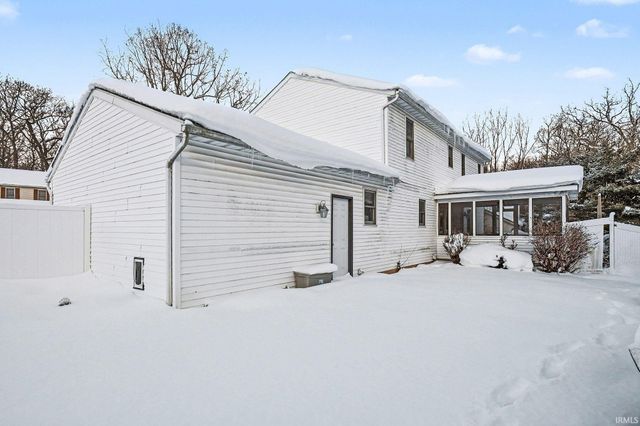 51170 Whitewater Lane, South Bend, IN 46628