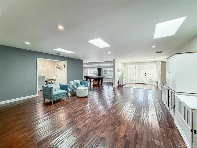 23433 Hatteras, Woodland Hills, CA 91367