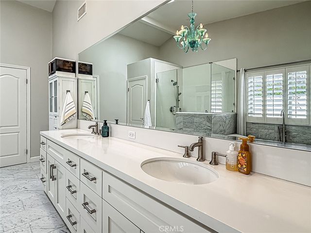 23433 Hatteras, Woodland Hills, CA 91367