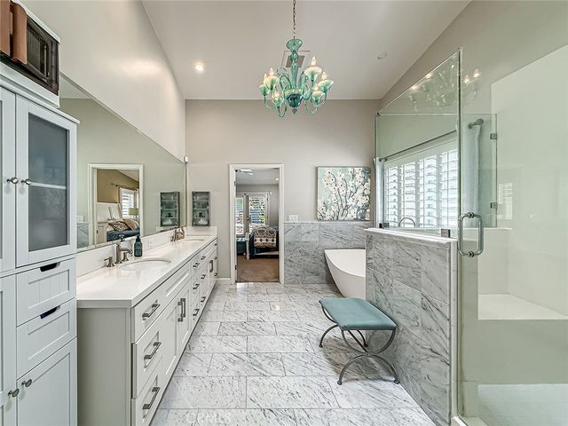 23433 Hatteras, Woodland Hills, CA 91367